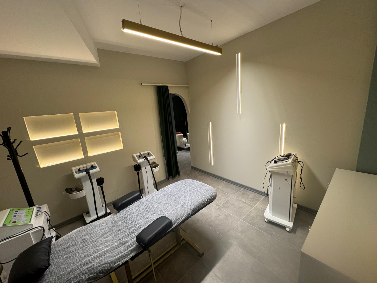Modern güzellik salonu genel görünümü